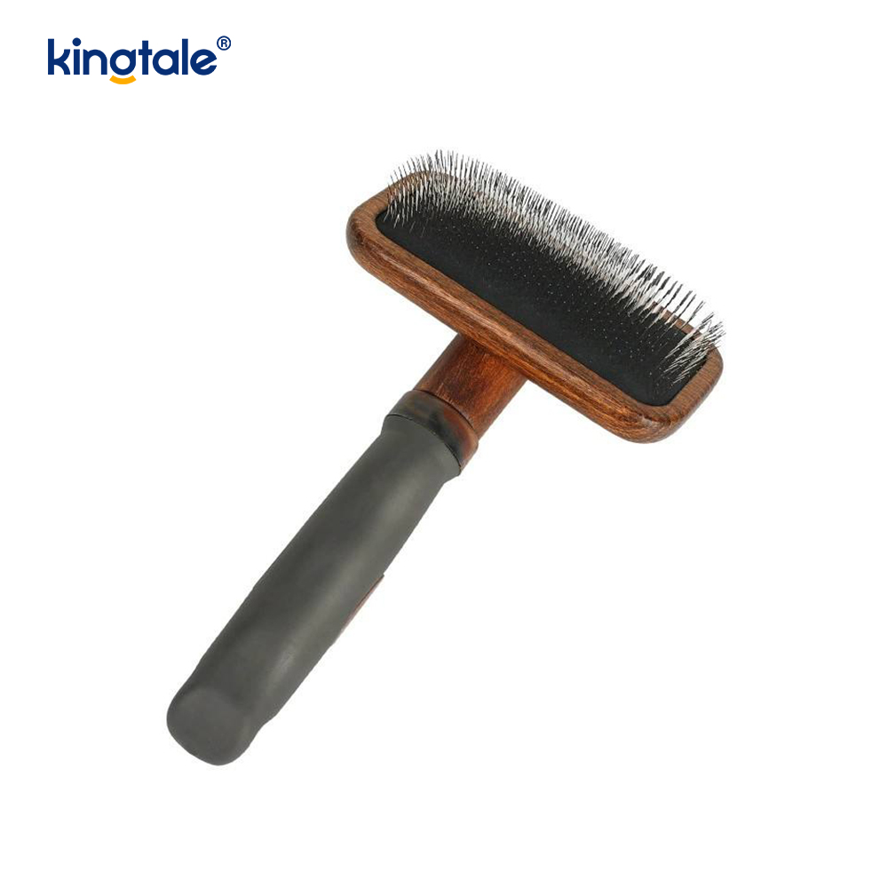 Stainless Steel Pins Beech Wood Body Ground Pet Comb